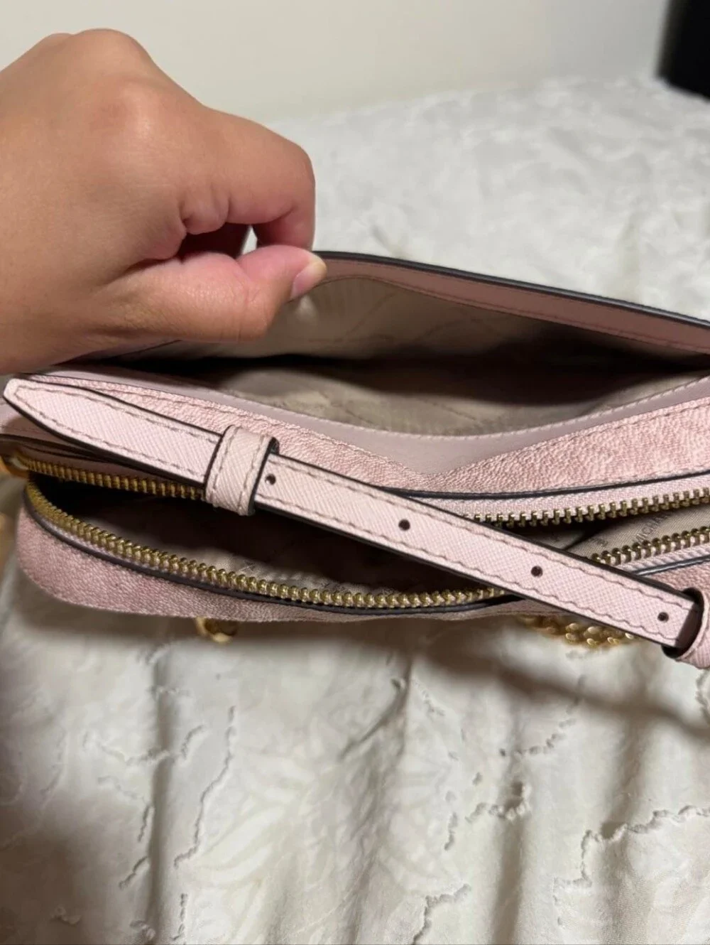 Michael Kors Blush Pink Jet Set Large Logo Crossbody Bag With Gold Hardware